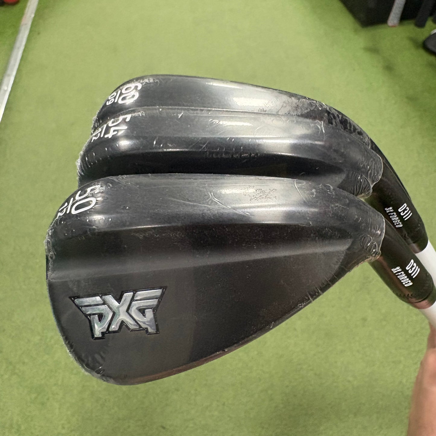PXG 0311 Forged Black Wedges 50⁰ 54⁰ 60⁰ + KBS Custom Series Matte White + Red Label