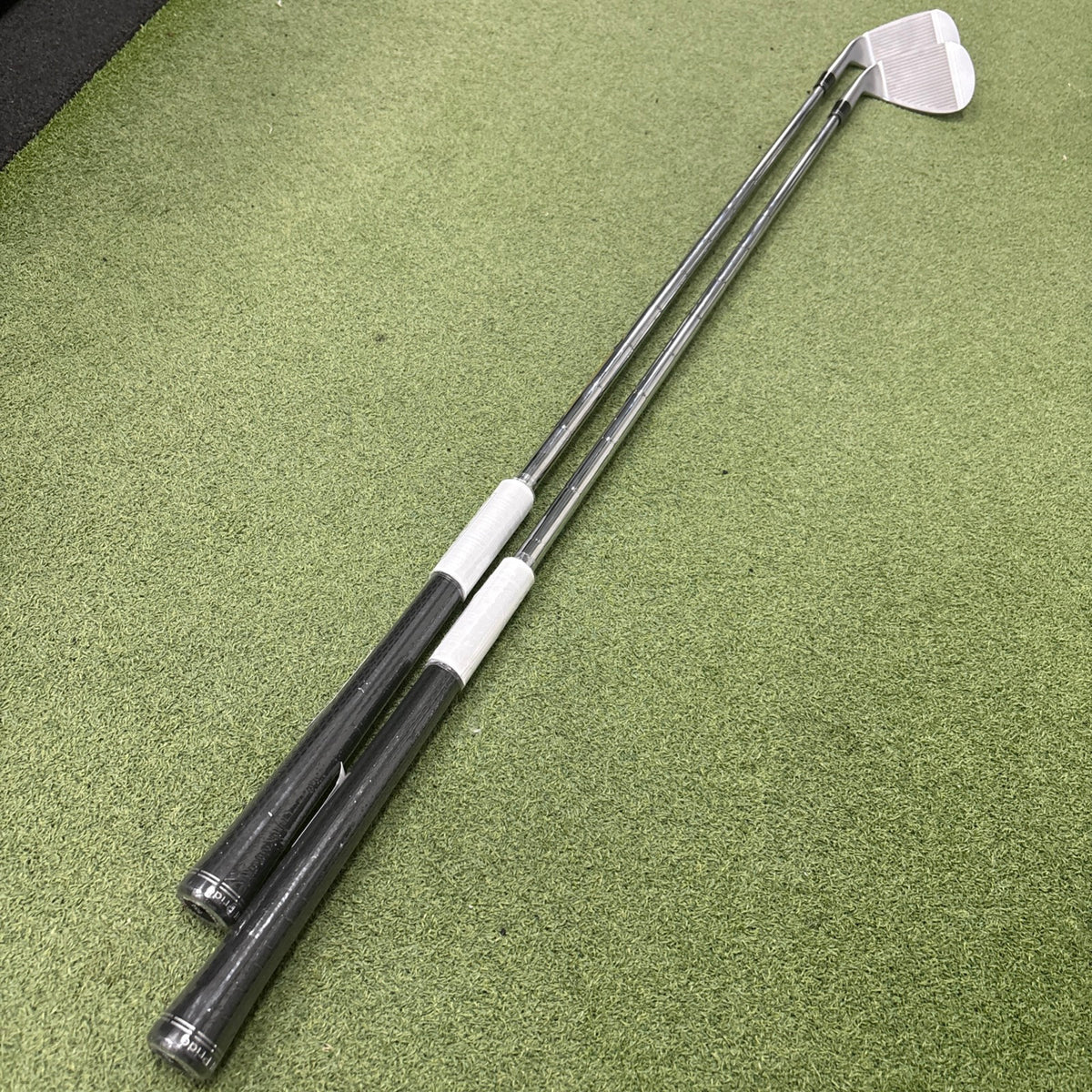 Cleveland RTZ Wedges 52°+58⁰ - "Textured"