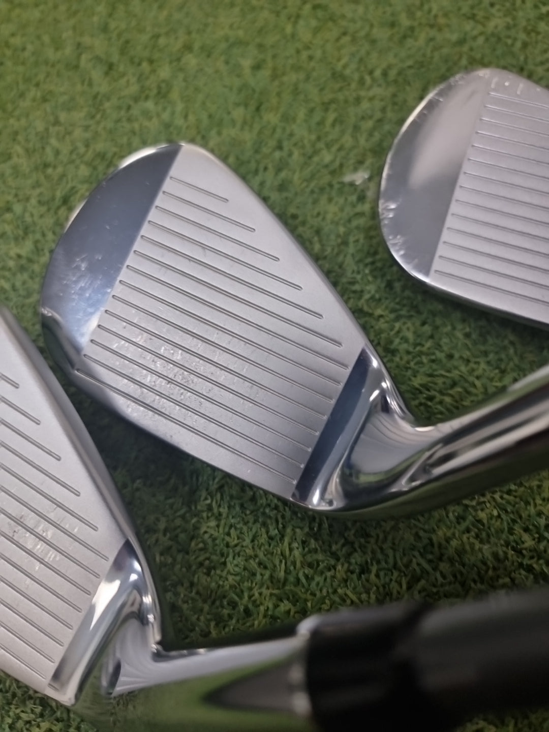 Callaway Elyte Irons 5-PW+SW Stiff Graphite *Used*