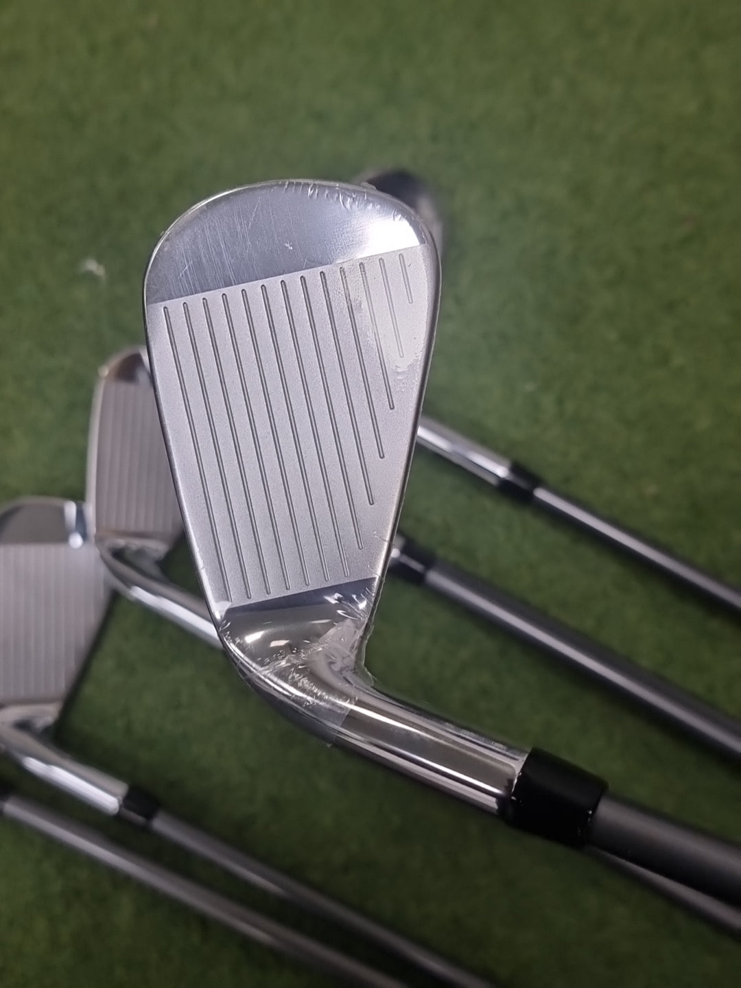 Callaway Elyte Irons 5-PW+SW Stiff Graphite *Used*