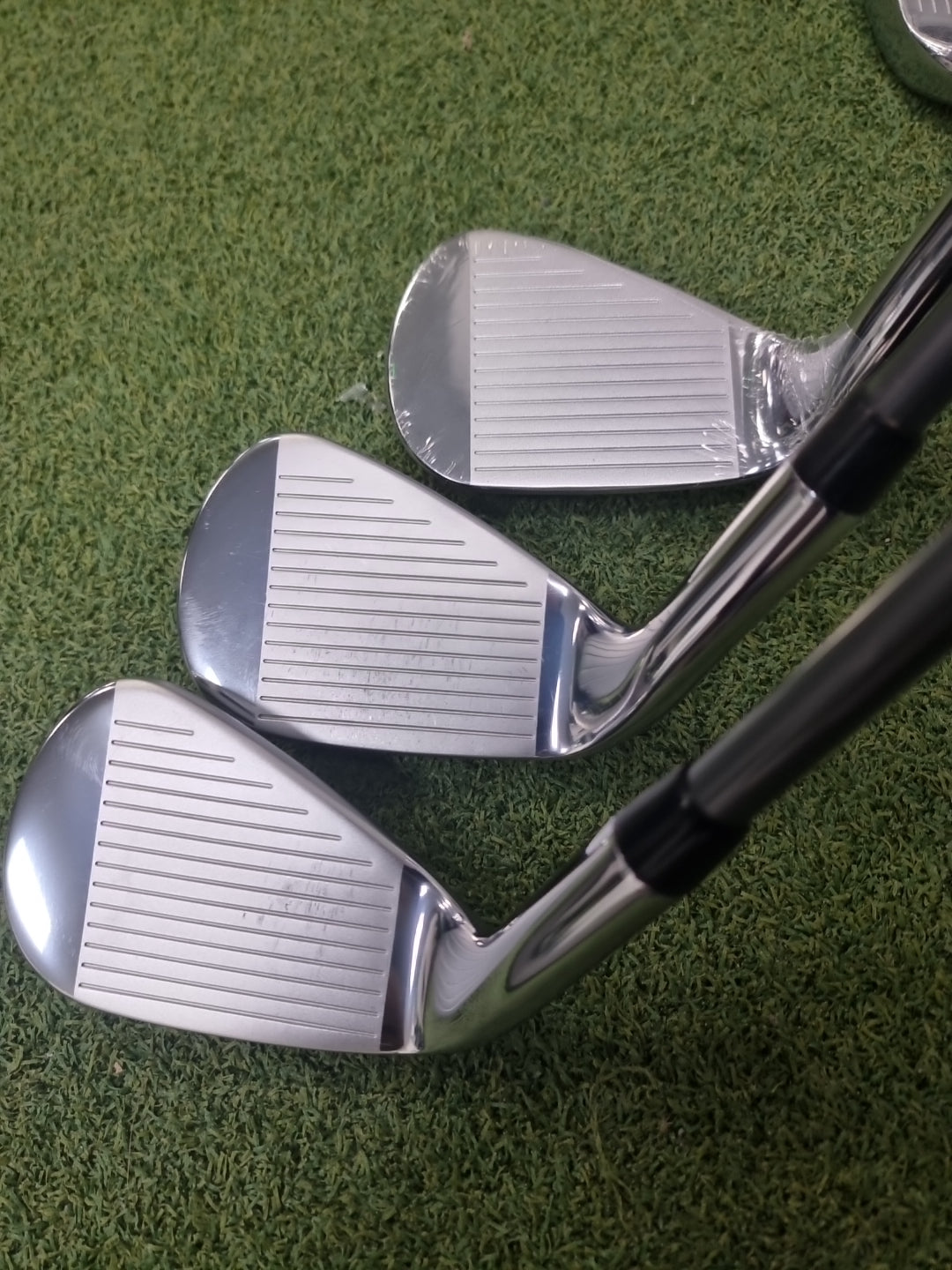 Callaway Elyte Irons 5-PW+SW Stiff Graphite *Used*