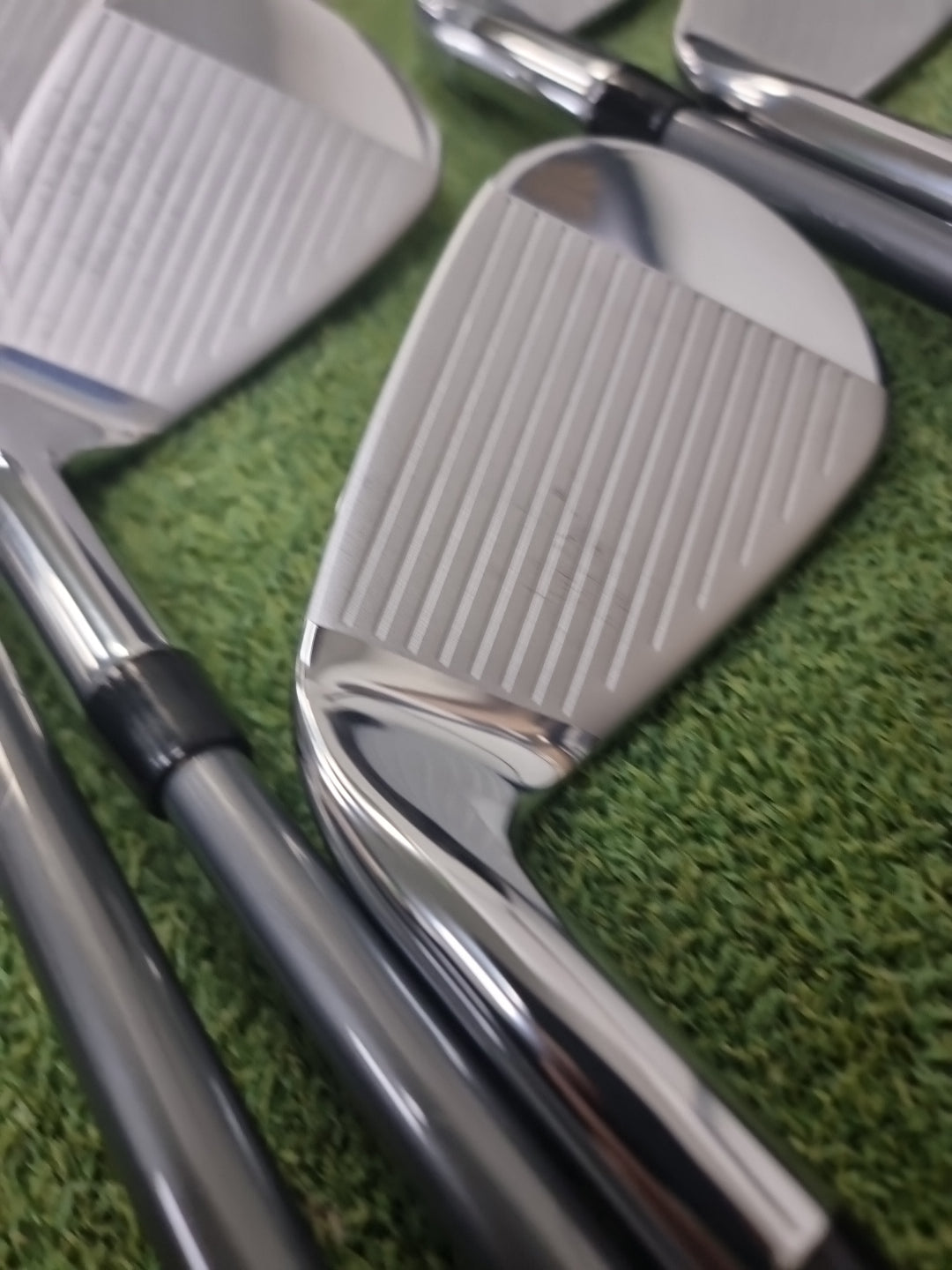 Callaway Elyte Irons 5-PW+SW Stiff Graphite *Used*