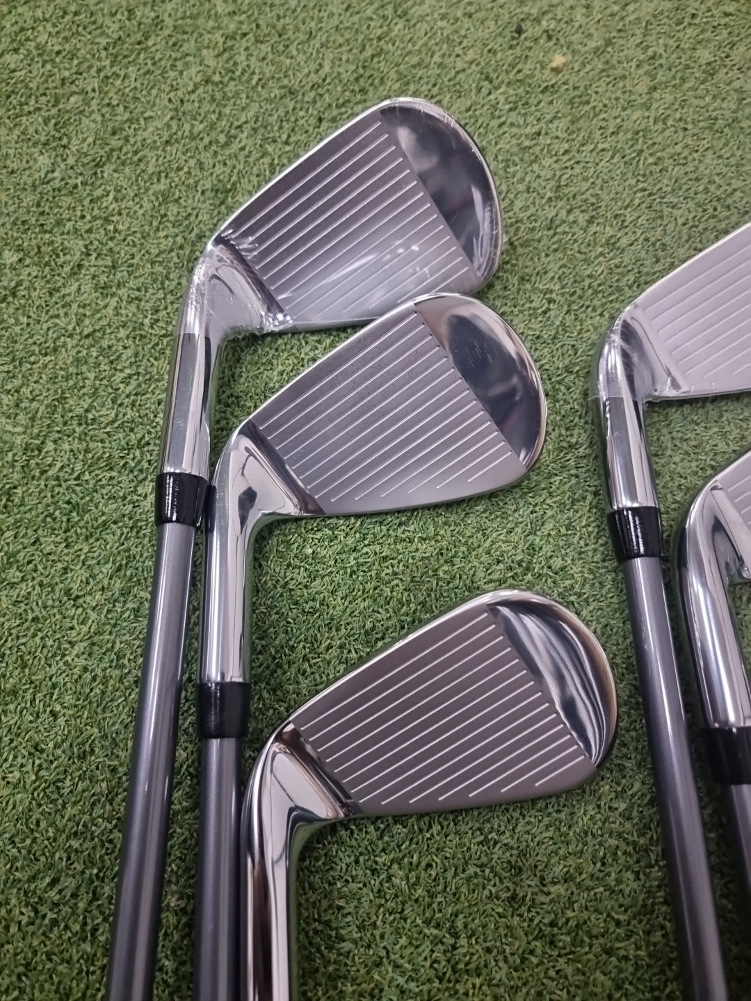 Callaway Elyte Irons 5-PW+SW Stiff Graphite *Used*