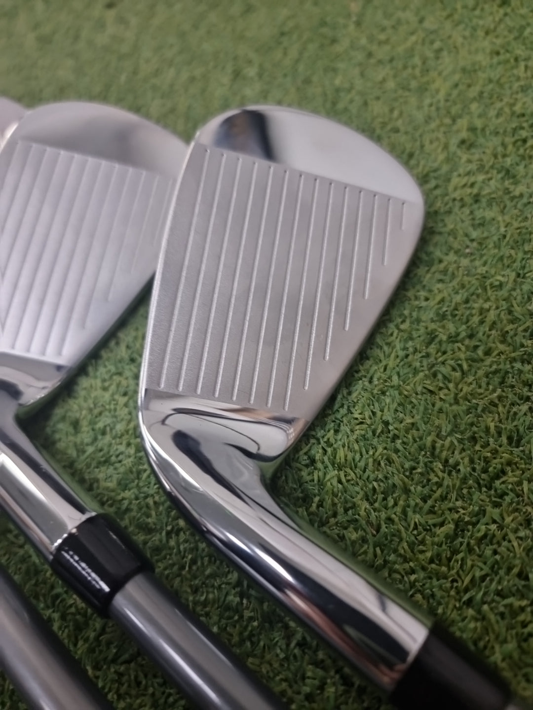 Callaway Elyte Irons 5-PW+SW Stiff Graphite *Used*