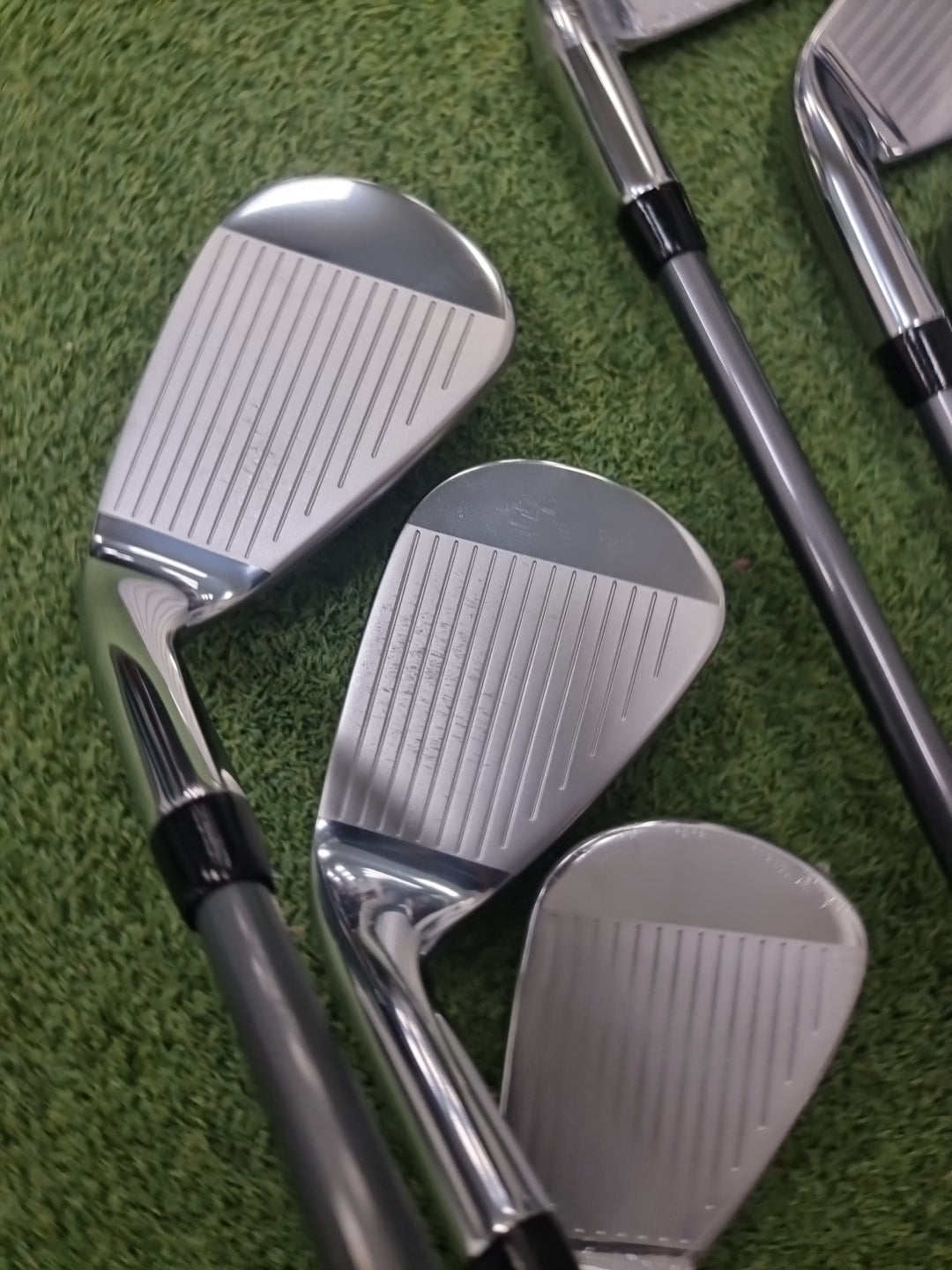 Callaway Elyte Irons 5-PW+SW Stiff Graphite *Used*