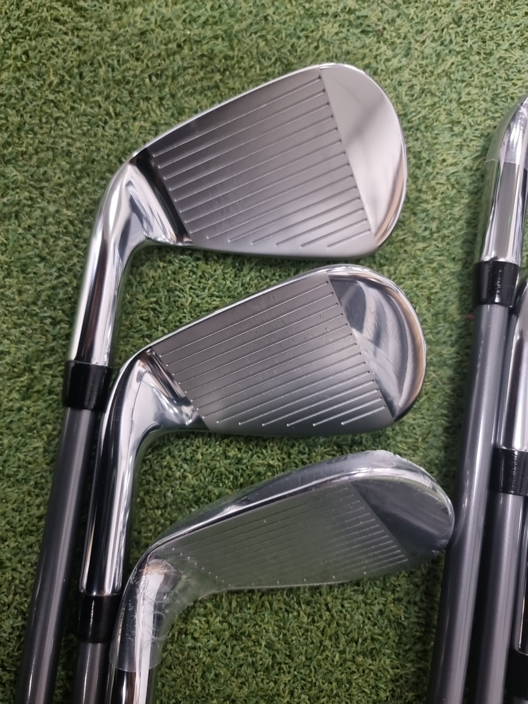 Callaway Elyte Irons 5-PW+SW Stiff Graphite *Used*