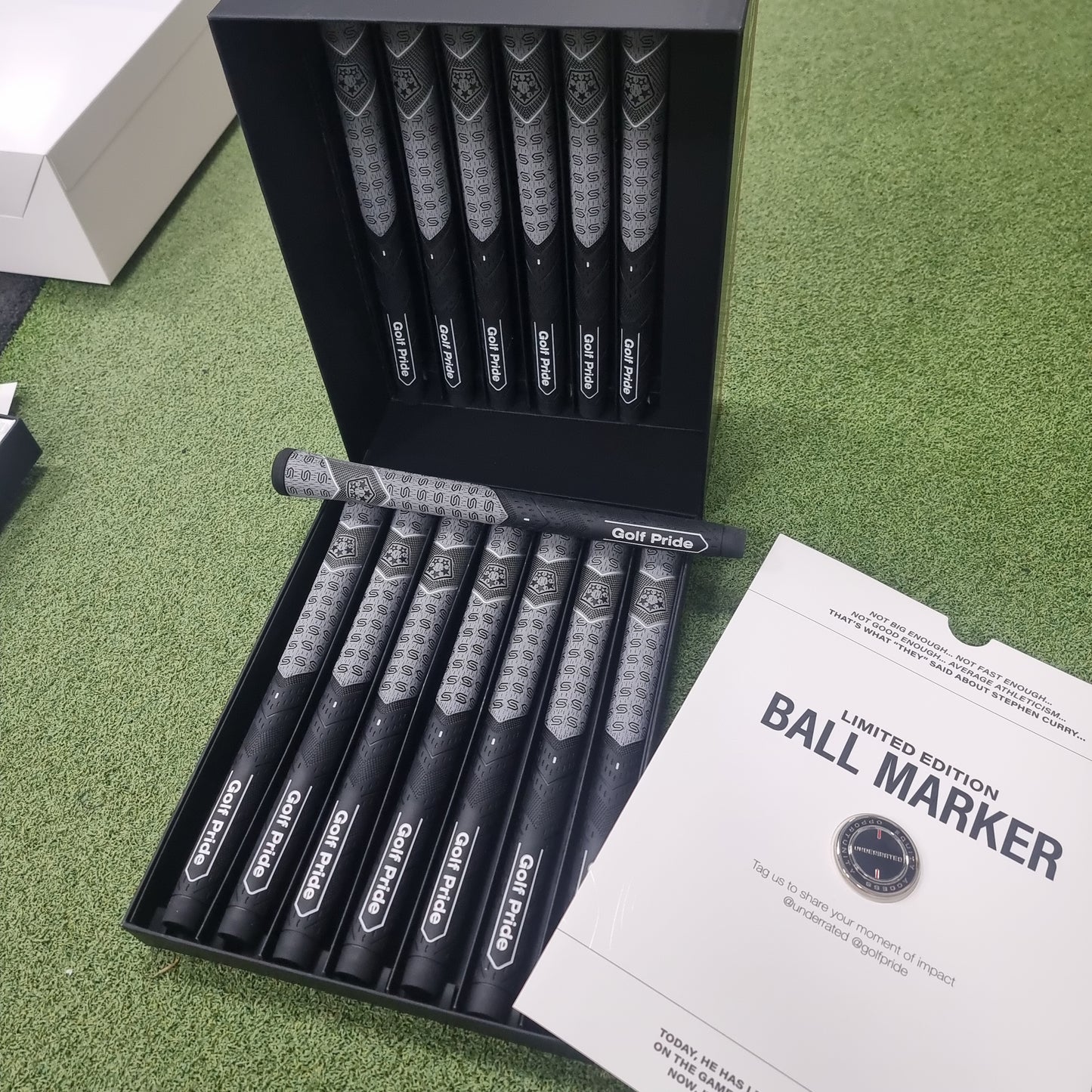 Golf Pride MCC Plus 4 [x14] Limited Edition Stephen Curry Grip Kit