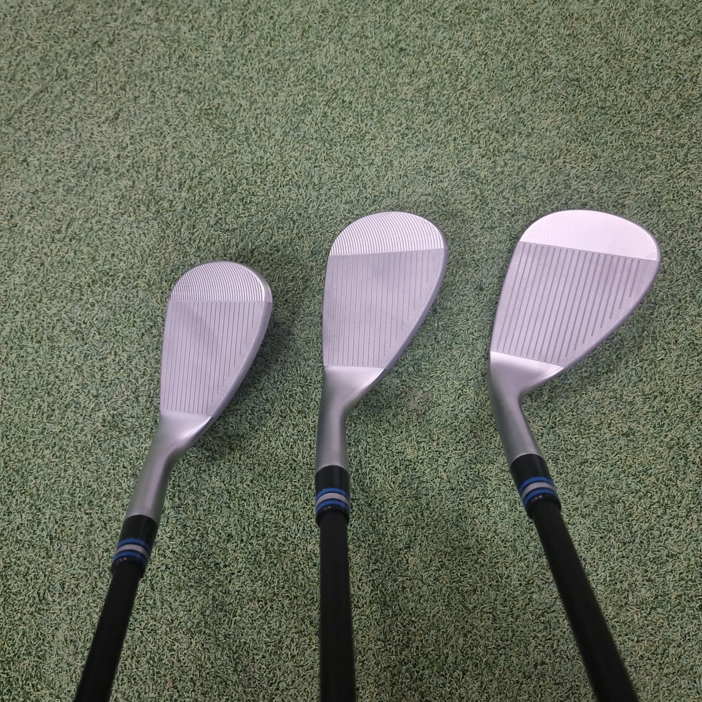 Cleveland CBZ + Axiom 75R 50⁰ 54⁰ 58⁰ Wedge Set
